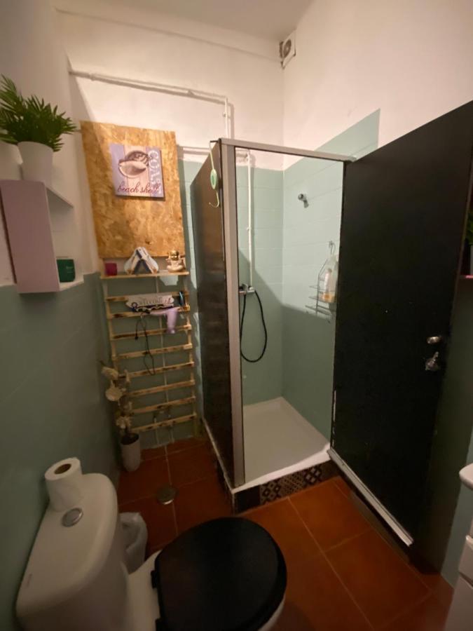Faroway Hostel Luaran gambar
